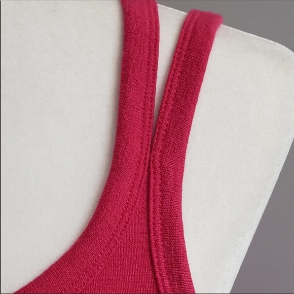 ✨ GAP Tank Top Raspberry Size M - Picture 5 of 10